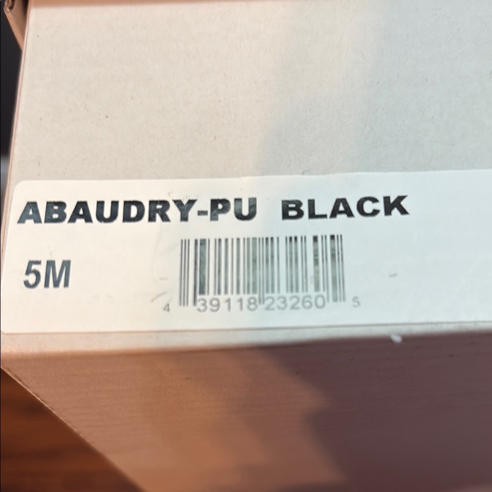 Abound Black Patent Leather Heels - Picture 4 of 4